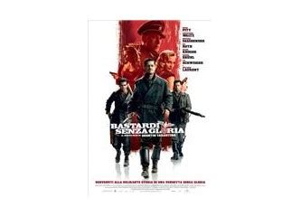   Inglourious Basterds! Saldırgan Bir Alternatif Tarih ve Unutulmaz Karakterlerle Dolu Bir Savaş Draması!